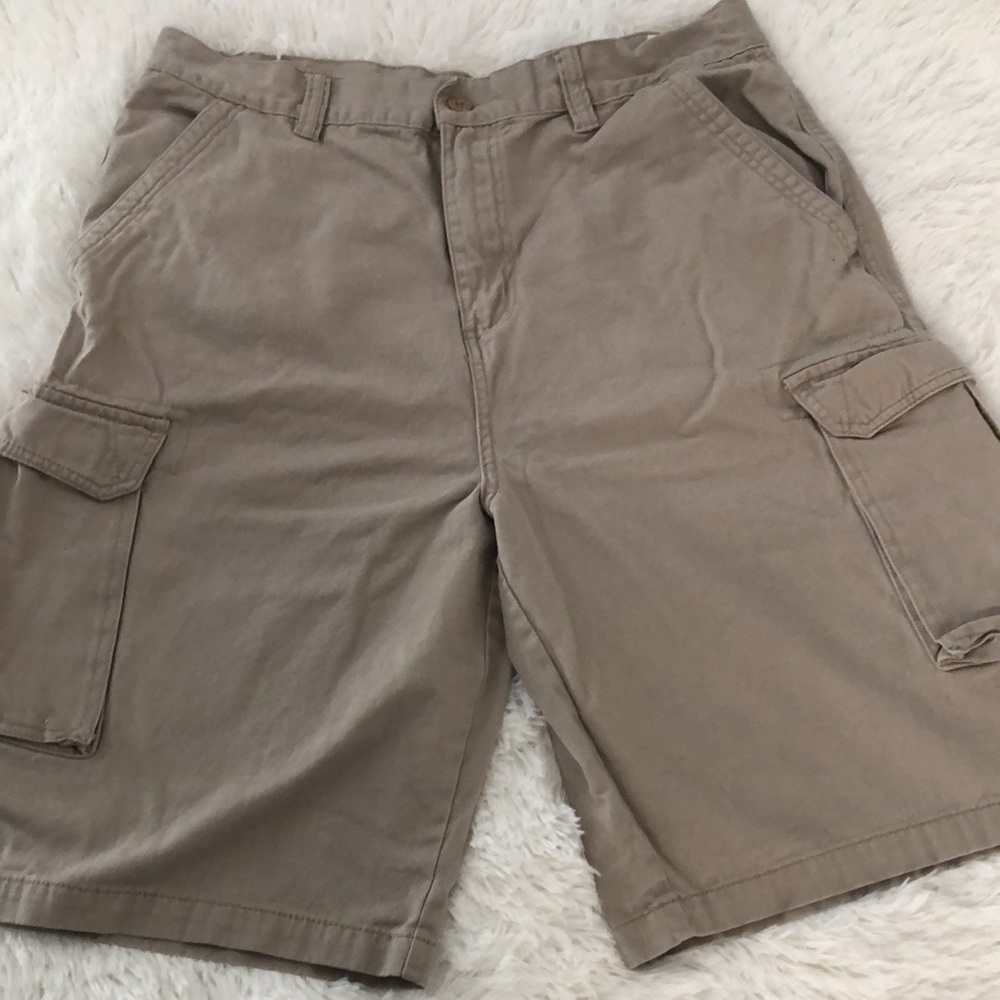 Beverly Hills Polo Club Men’s Khaki Cargo Shorts size 36